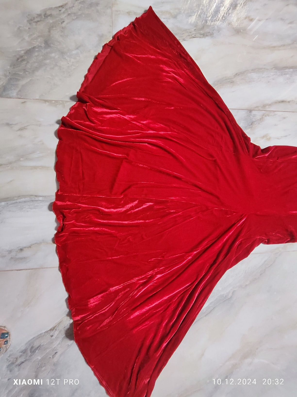Rochie catifea roșie S