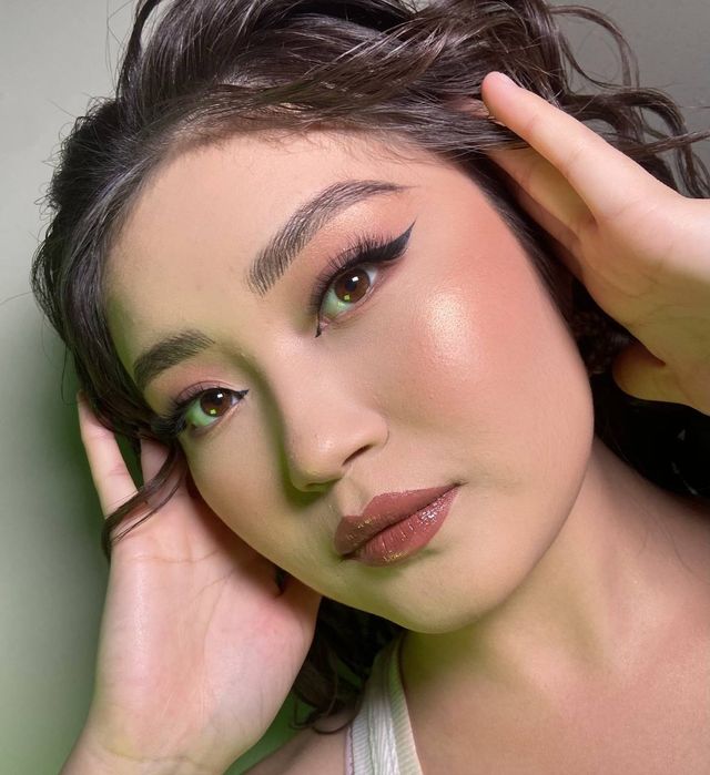 Макияж и прически