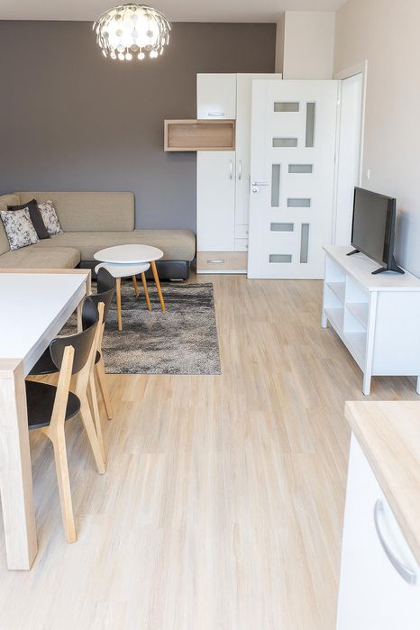 Дава се под наем Тристаен апартамент в Пловдив, Център - 70 кв.м за 600 € - Снимка #3