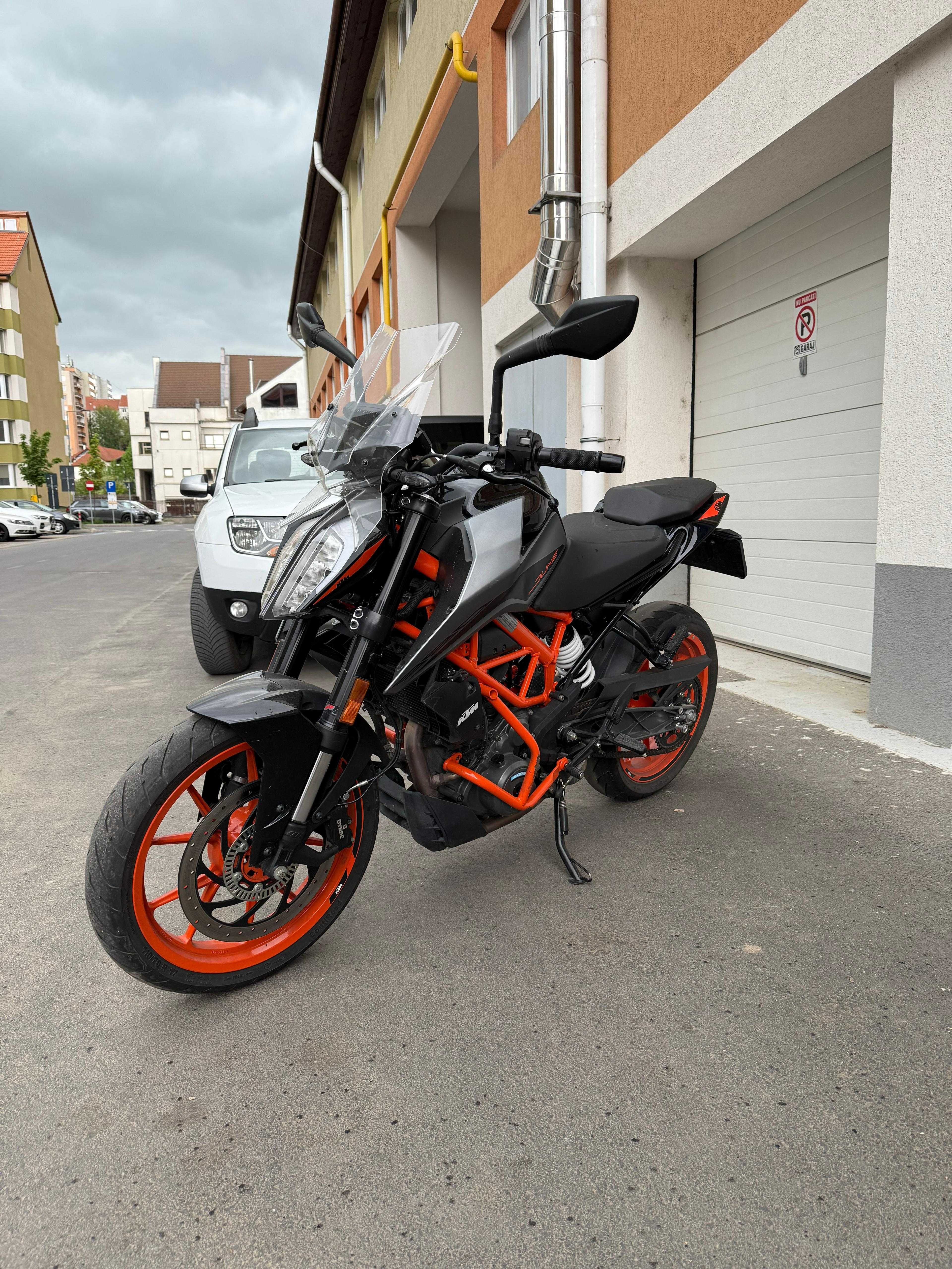 KTM Duke 390 Akrapovic 2022