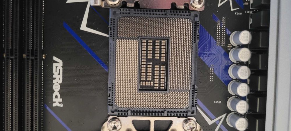 Placa de baza B760M PG SONIC, defecta