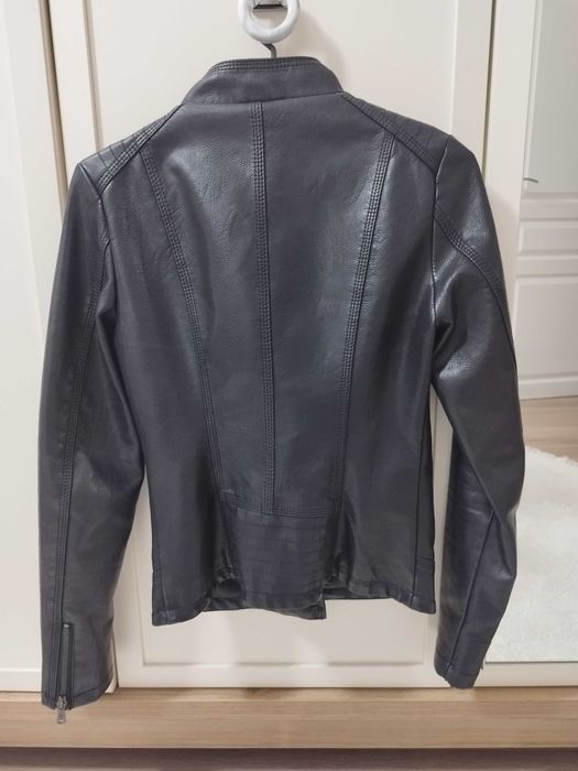 Кожено яке XS/S размер