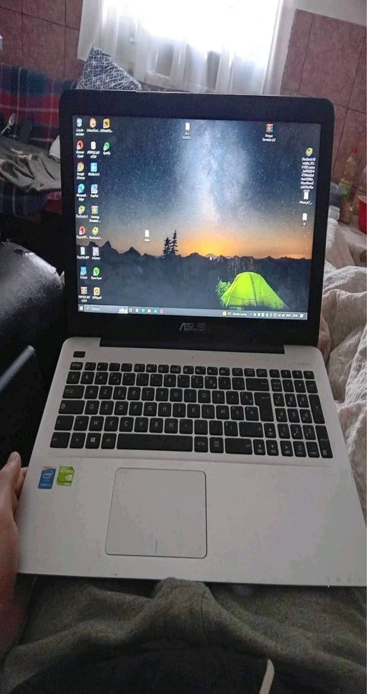 vand laptop Asus