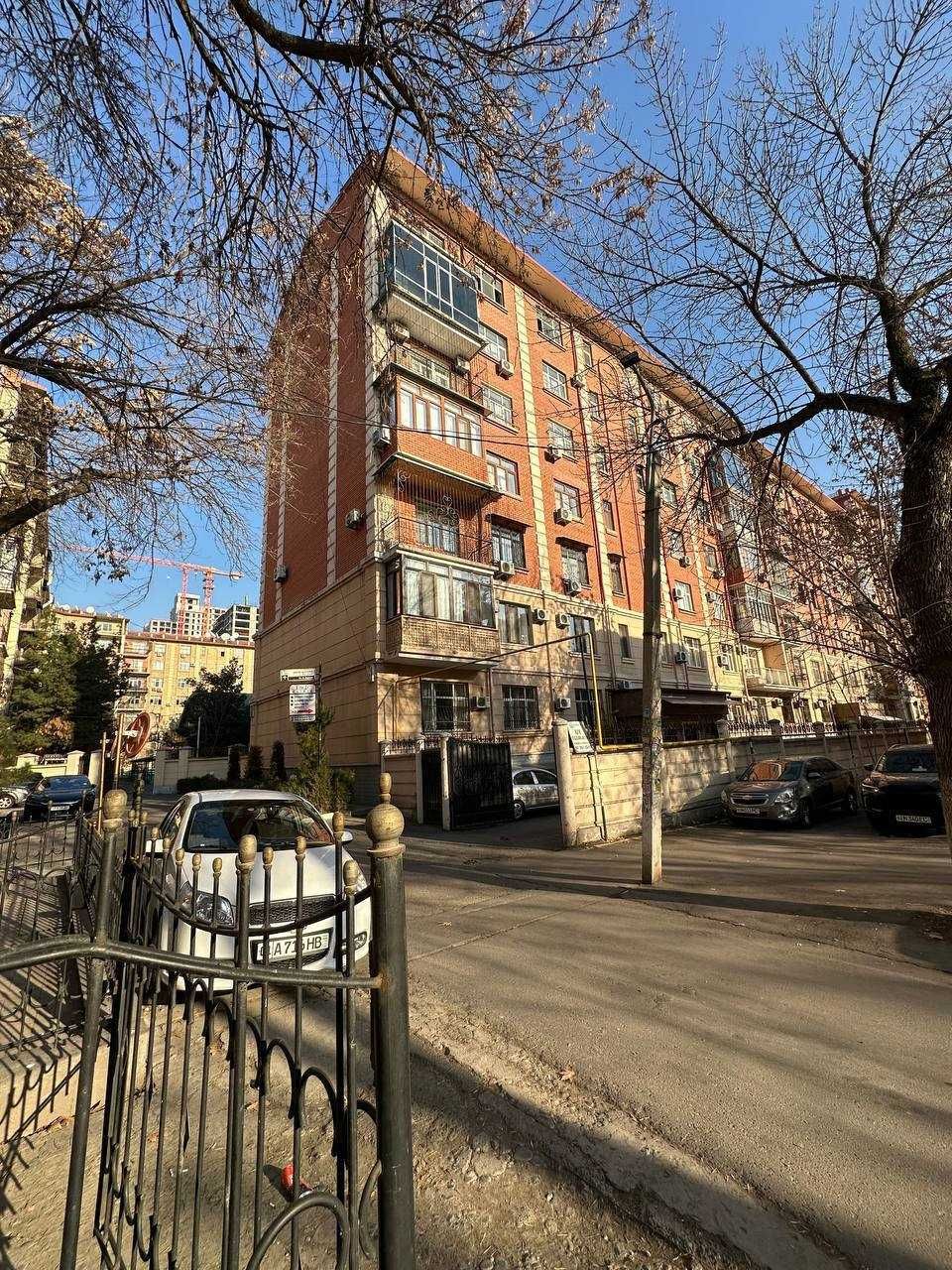 Продается Дуплекс 225кв.м Габус Шевченко Чайкоф