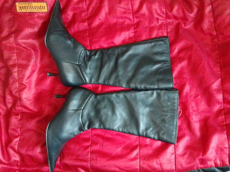 Cizme, piele naturală, măr 39, negre