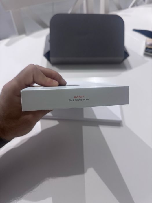 Apple watch Ultra 3 Black Titanium Case