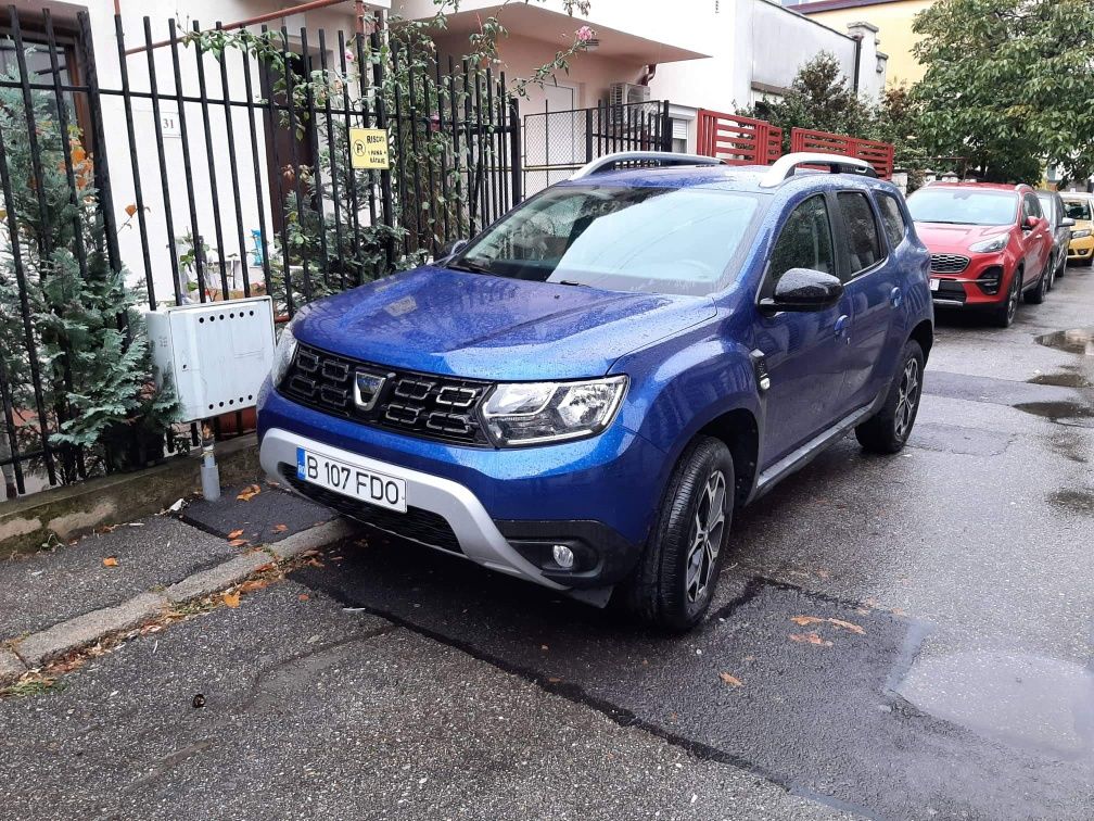Inchiriere Dacia Duster Rent a car sector 3 și microbuze 8+1