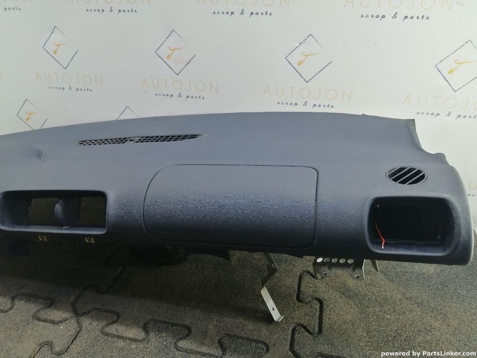 Plansa bord AUDI A3 (8L1) [ 1996 - 2006 ] 1.6 (AVU, BFQ) 75KW|102HP OEM 8L1857041 / 8L1 857 041