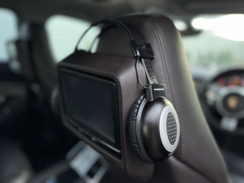 Dezmembrez porsche panamera hybrid 3.0 distronic perne etc