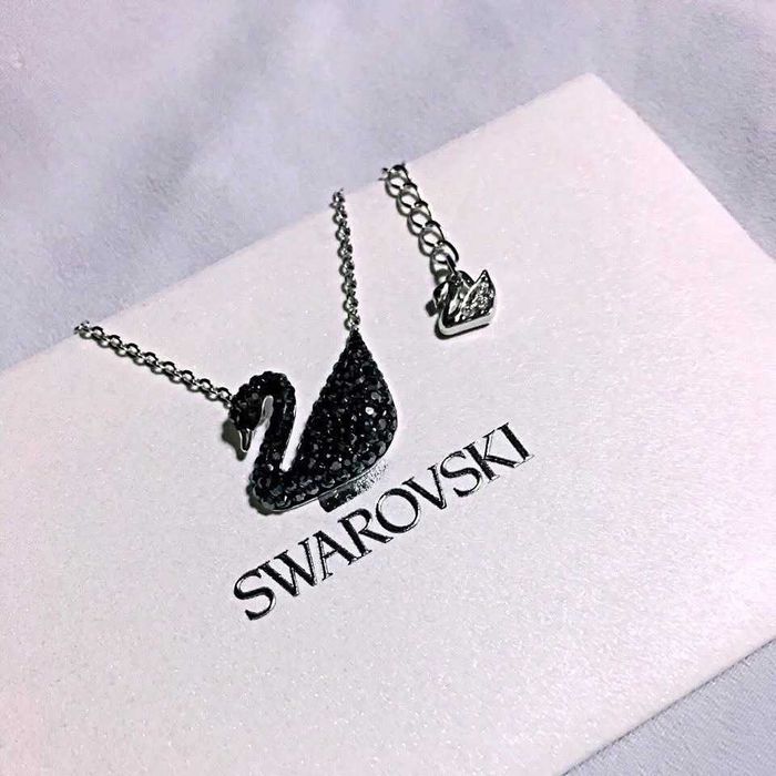 Colier Swarovski Swan / Lebădă Neagră - nou, în cutie