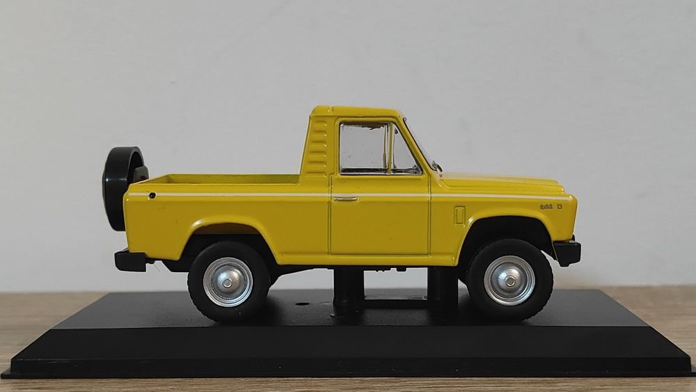 Macheta Auto 242 - 1/43