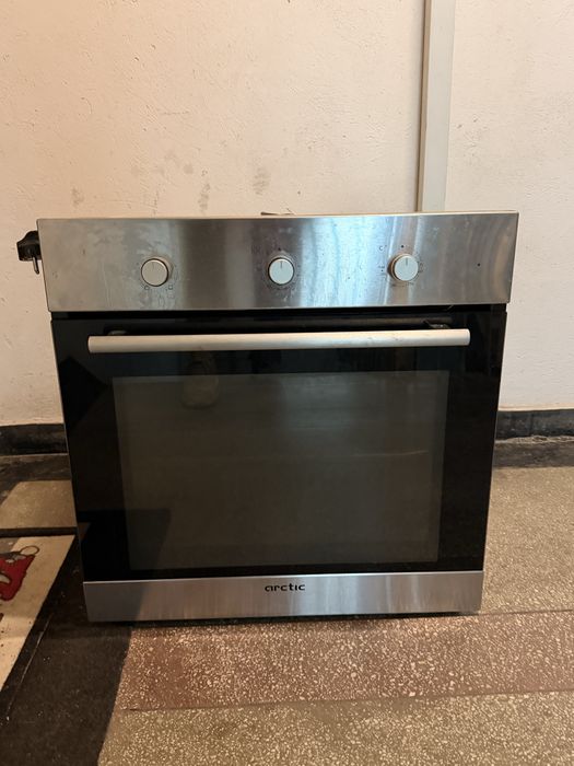 Vand Cuptor electric Arctic functionabil