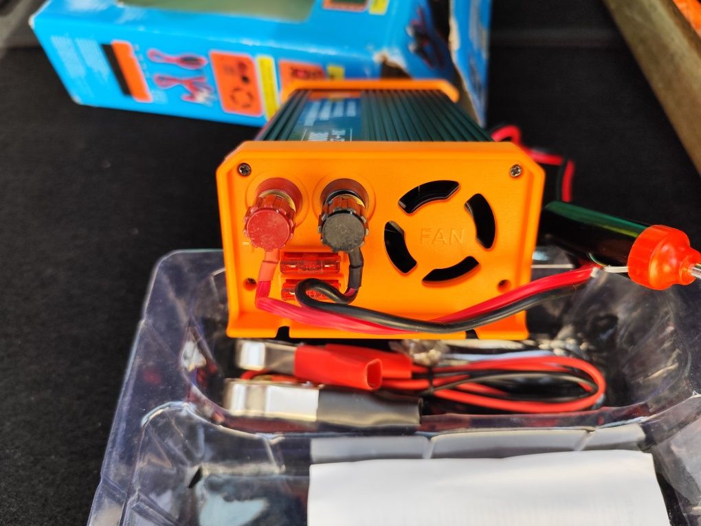 Invertor auto 24v