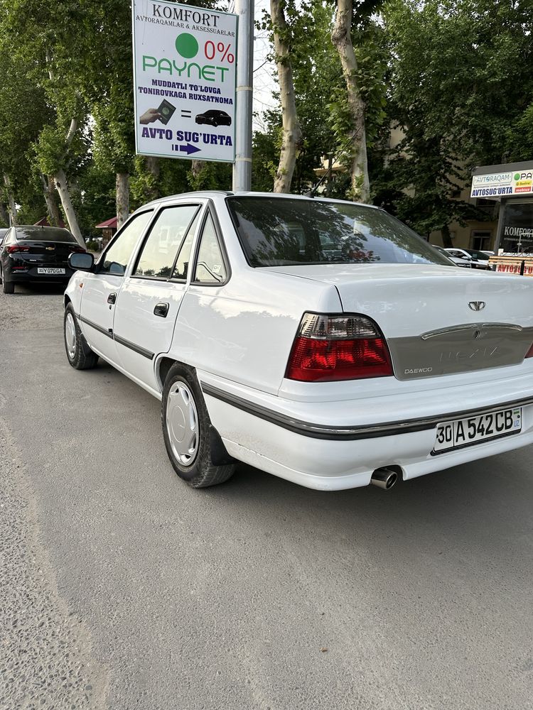 Daewoo Nexia 1 1.6L