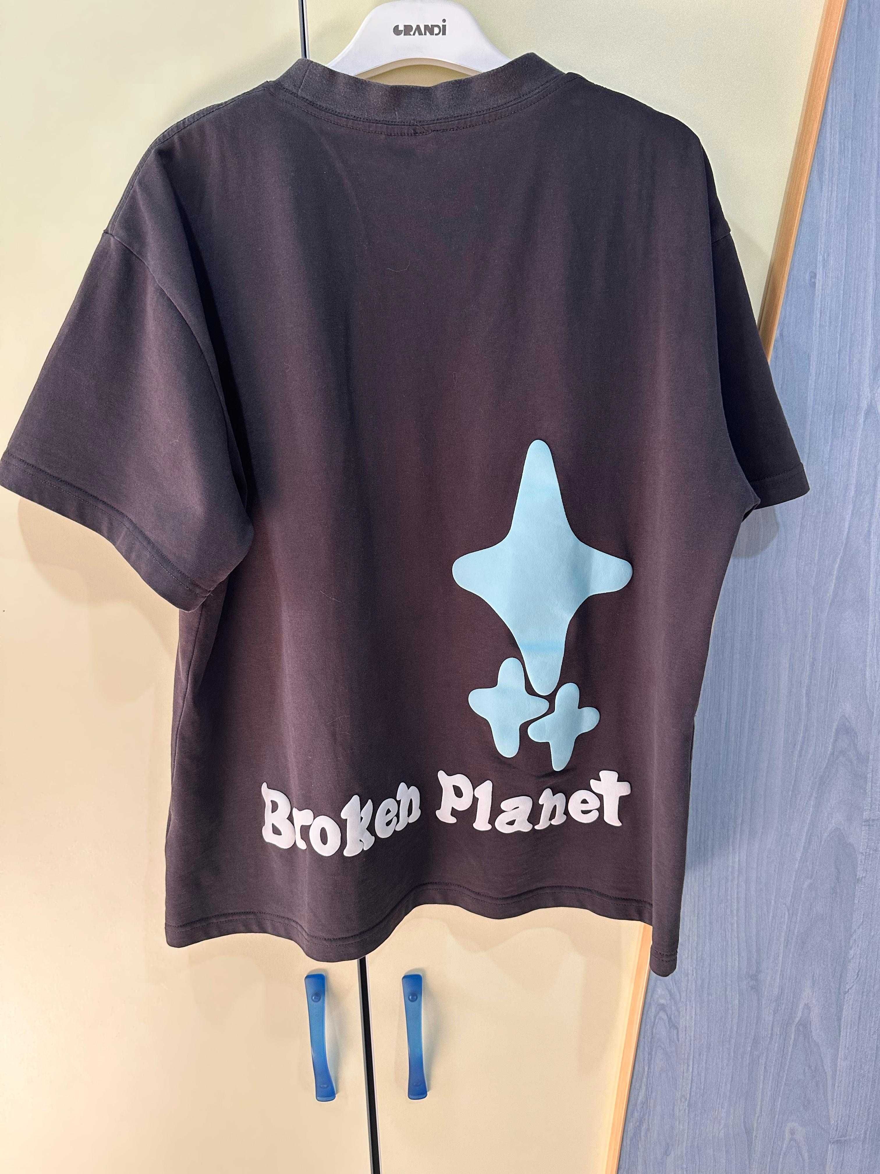 Tricou Broken Planet Market "I'm not from this planet"