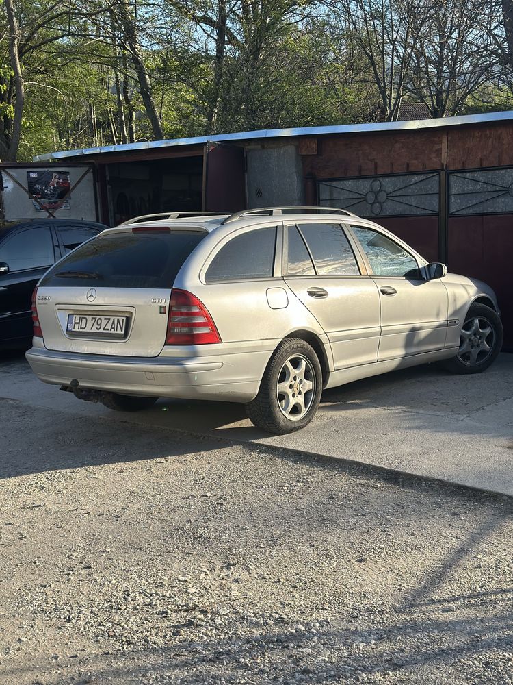 Vand Mercedes C-class T-model 220