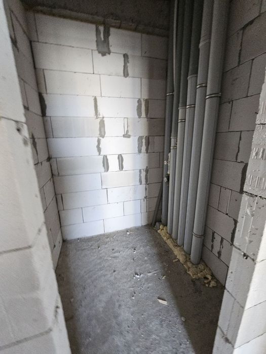 Срочно 3хонали 94кв  Вот булнан Бухара Сити жойлашга Ветренни Шахар Це