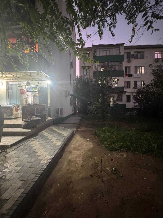 СРОЧНО !! Продается квартира в Яшнабаде 1/1/4 ( 38 кв/м ) Оханграбо