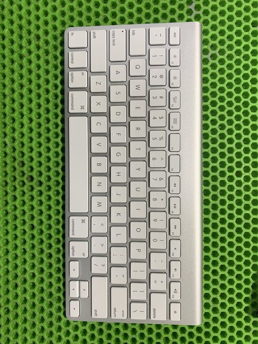 Apple wireless keyboard. Беспроводная клавиатура apple.