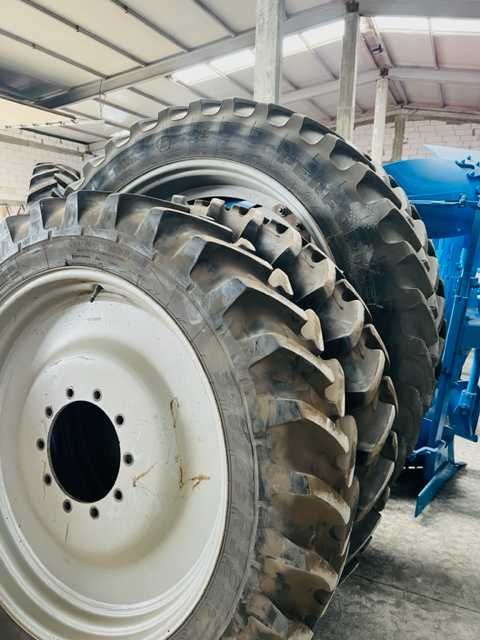 Roti inguste tractoare prasit semanat John Deere New Holland Same