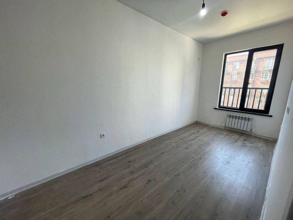 Узбум Ассалом Сохил квартира с ремонтом 2/9/16, Голден Хаус, новострой