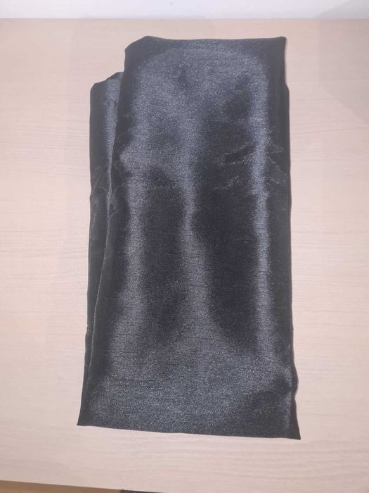 Perdea scurtă, cu buzunar pentru tijă, pentru bucătărie. 130x160 cm