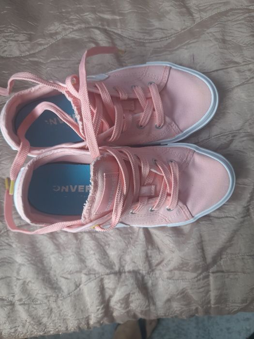 Розови кецове Конверс ,36 номер