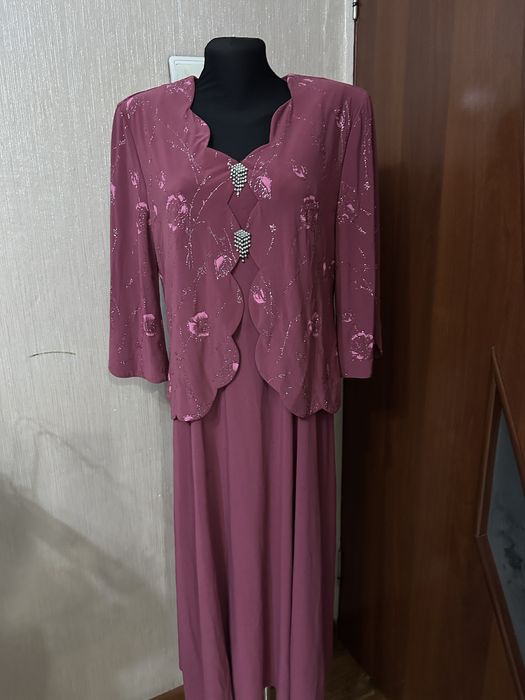 Продам платье