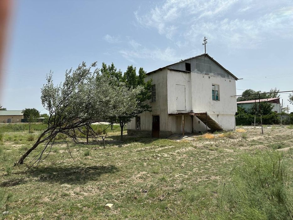 Dalahovli tez va arzon sotiladi