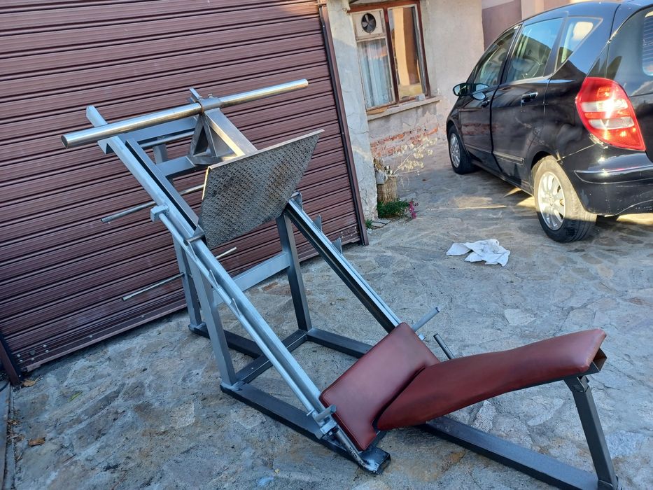 Продавам лег преса на ,,Иван".