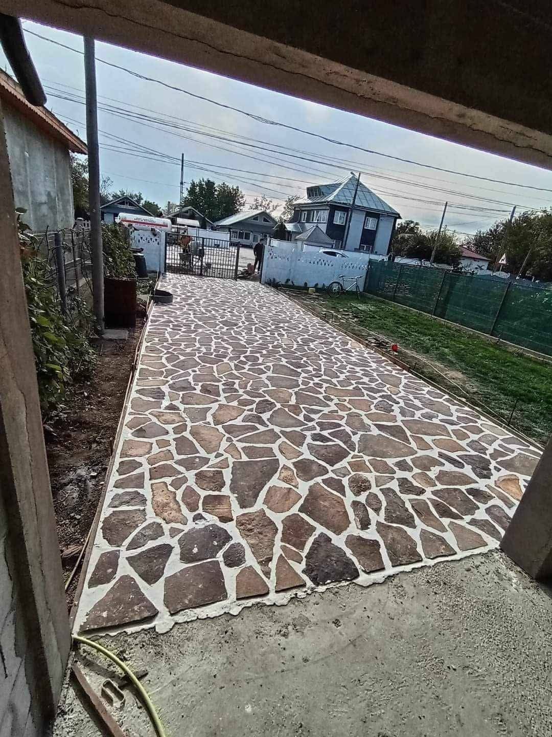 Pavaj din piatra naturala decorativa