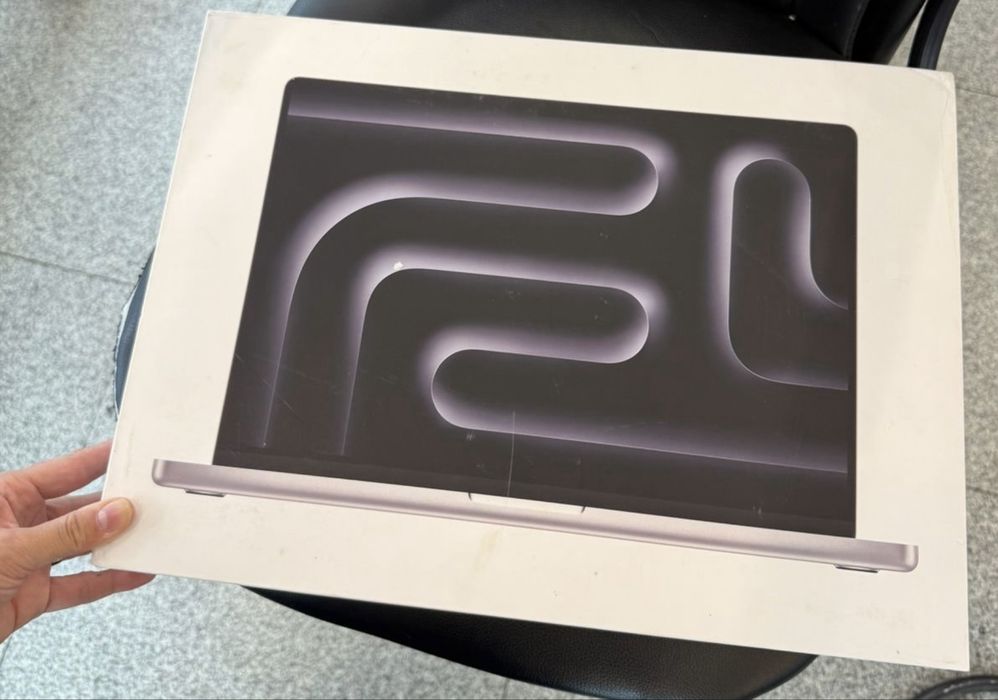 Macbook pro 14 M4 16/512 gb. Макбук про 14 и 16 м4 чип