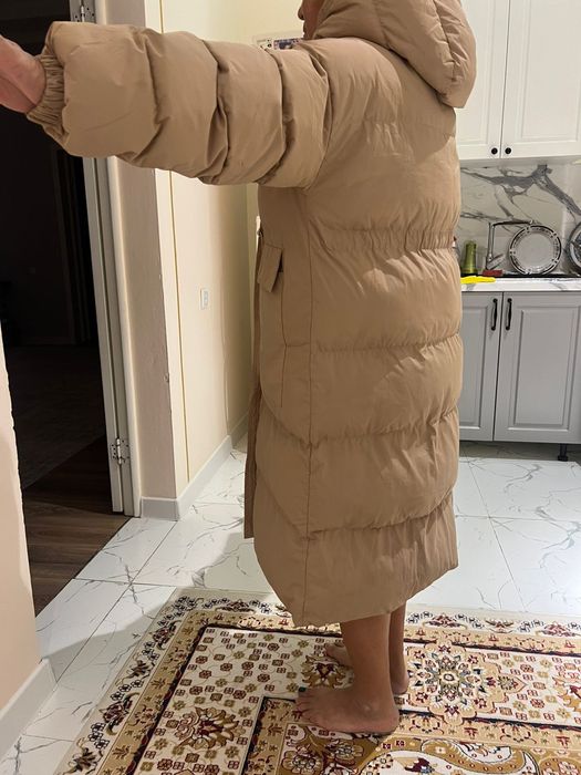 Продаю пуховикзимные 52 размер, почти новый.