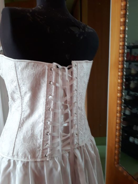 Corset alb si negru