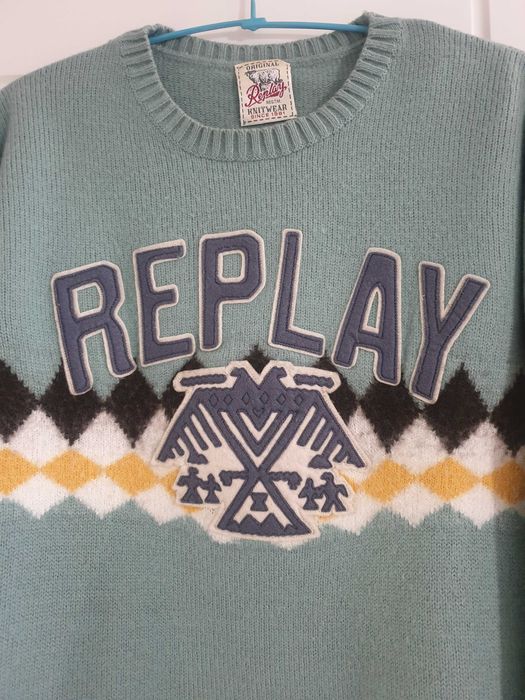 Пуловери от вълна