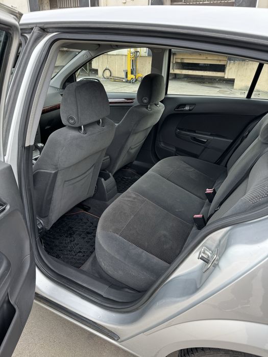 Opel Astra  1.6 benzina