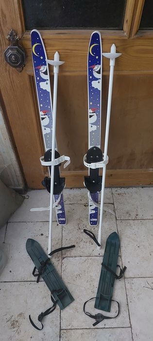 Продам лыжи детские