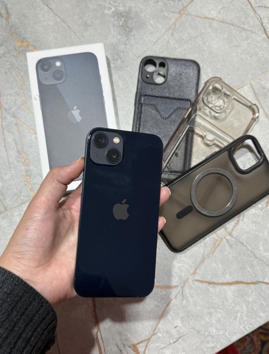 Iphone 13 идеальный, без ремонта