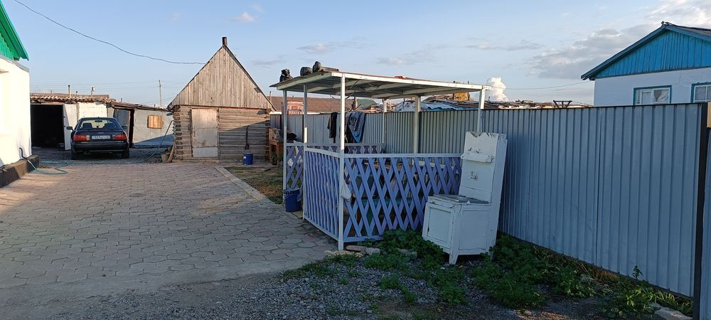 Продам дом в с. Карашилик