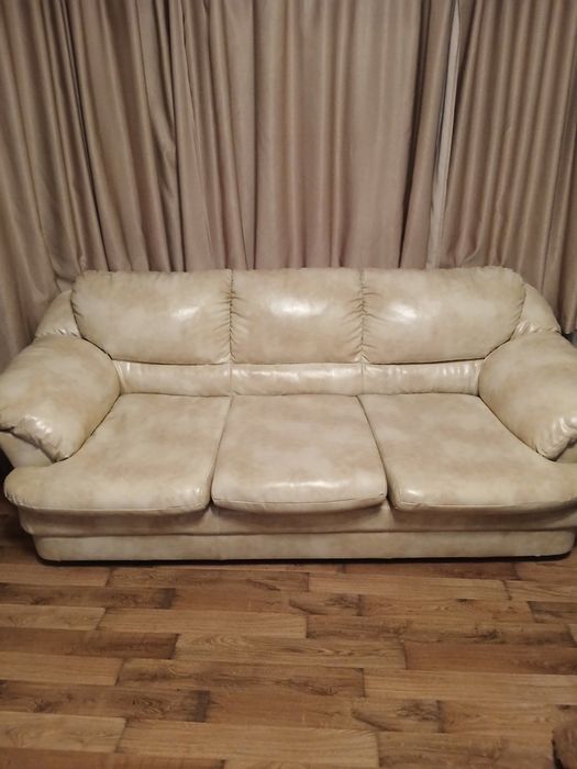 Кожени Дивани 2бр.