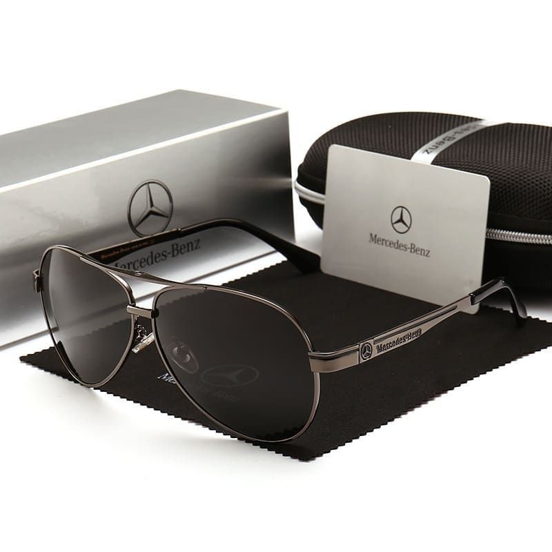 Водительские очки солнцезащитные для любителей авто БМВ Мерседес Ауди