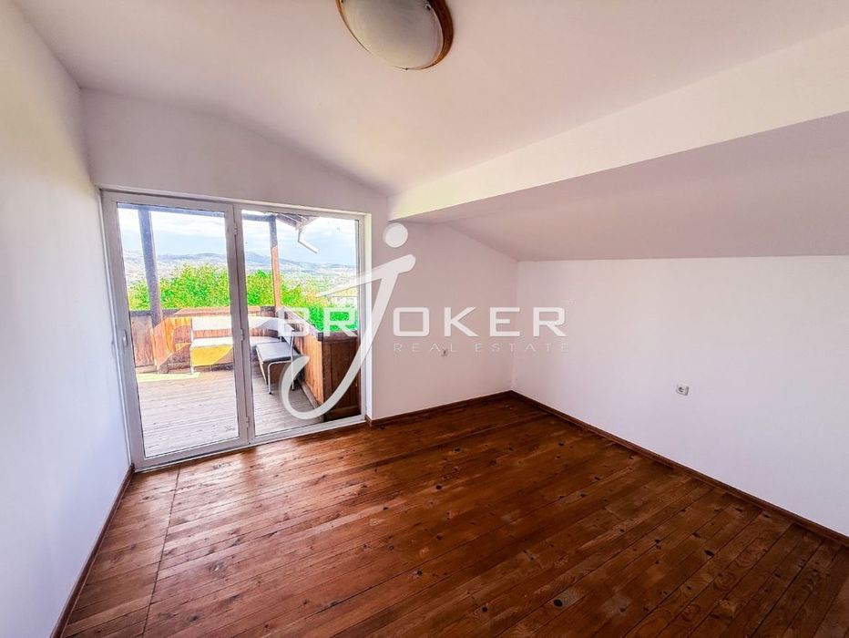 Къща в Кърджали, с.Резбарци