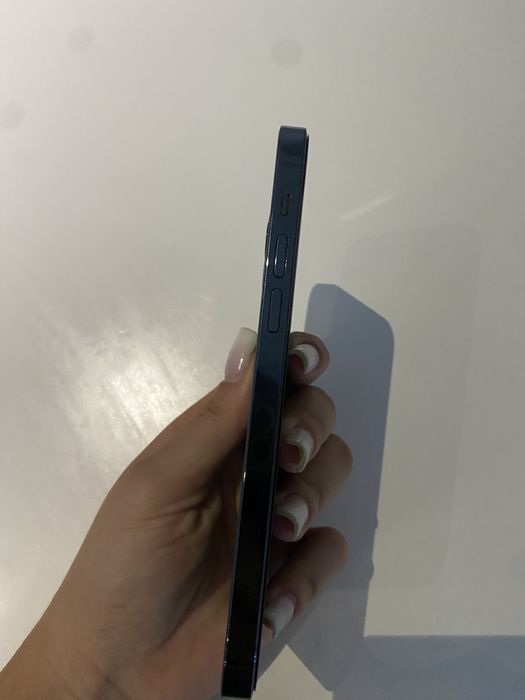 Vand iPhone  12 Pro nou