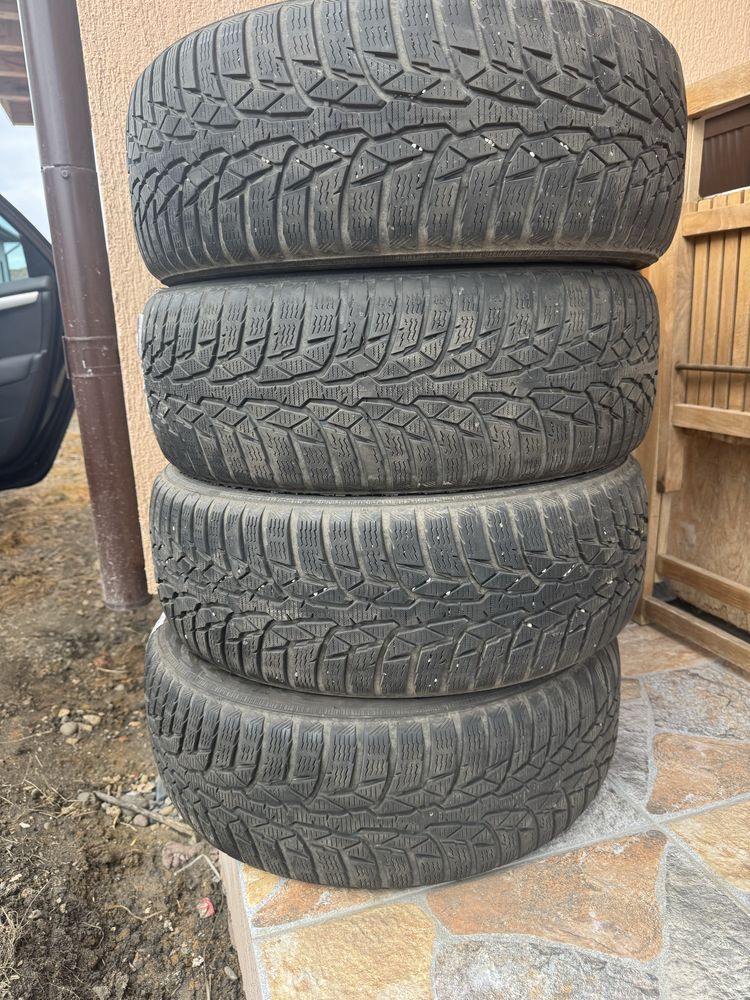 Cauciucuri de iarna Nokian 195/55 R16