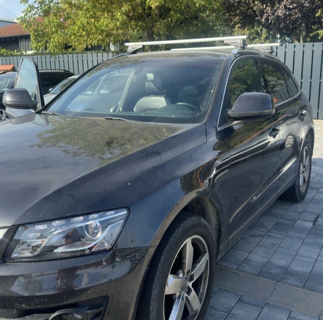 Bări auto transversale Audi Q5 cu cheie și un set de   Mitsubishi 
Cu