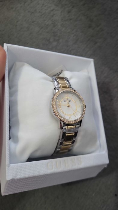 Ceas Guess dama nou cu garantie