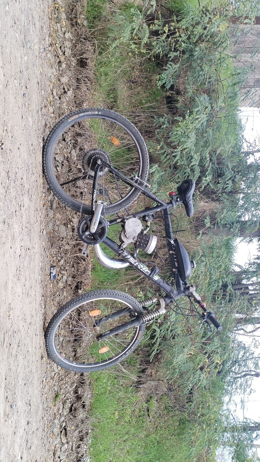 Vând motor de bicicleta 80cc tuning