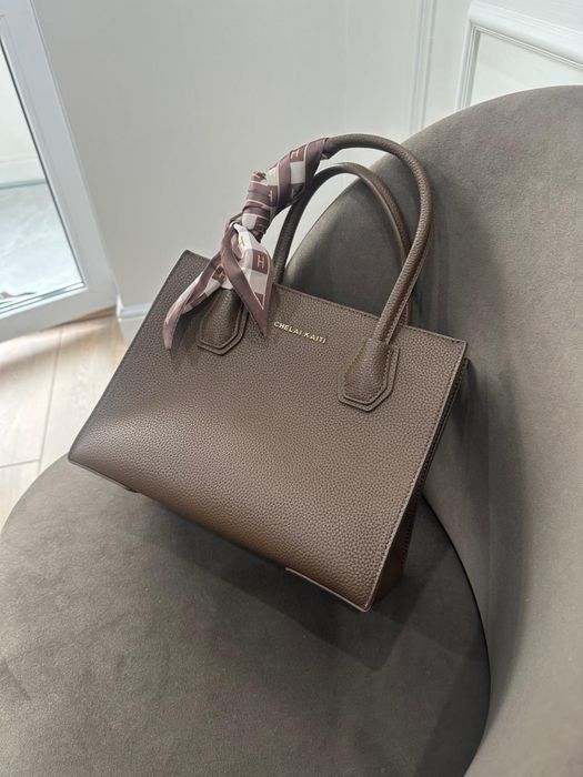 Новая сумка за 17 тыс отдам качество супер