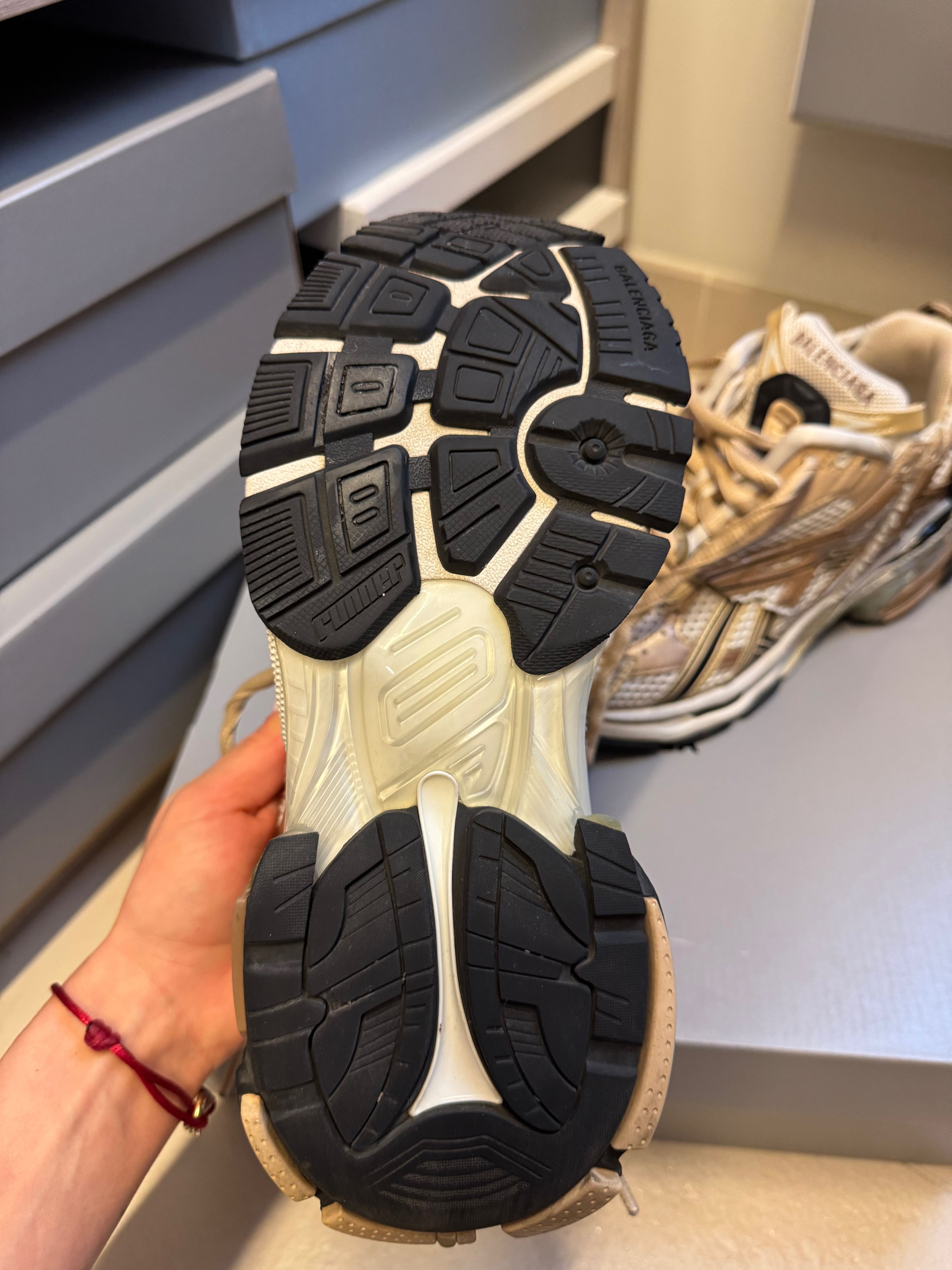 Balenciaga runner обувки