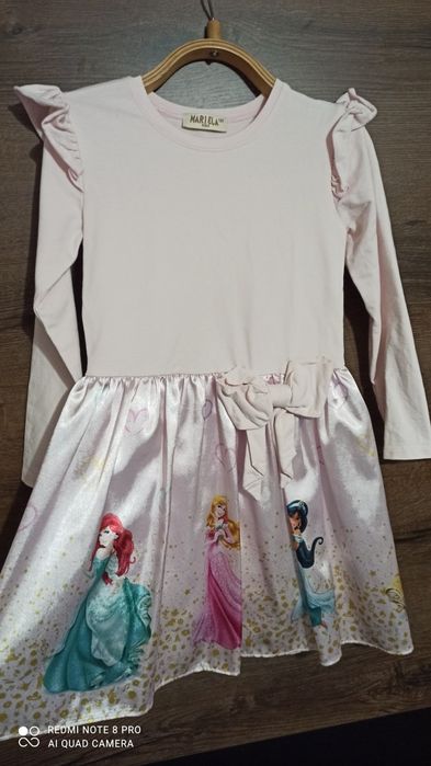 Дрехи за момиче различни размери